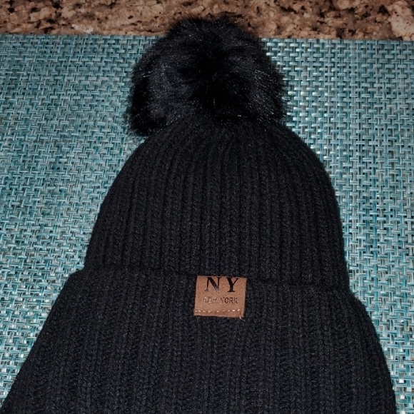 NY New York Black Knit Beanie with Pom Pom - Picture 2 of 4